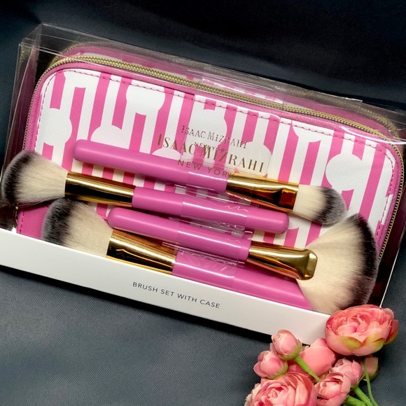 Isaac Mizrahi Other - Isaac Mizrahi New York Women's Makeup Brush Set